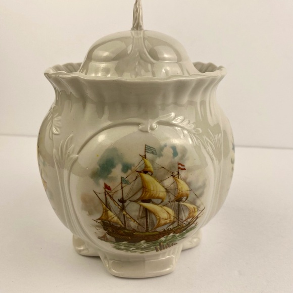 Vintage ceramic lidded jar decorative cannister, sailing ships nautical decor 7" - Picture 2 of 10
